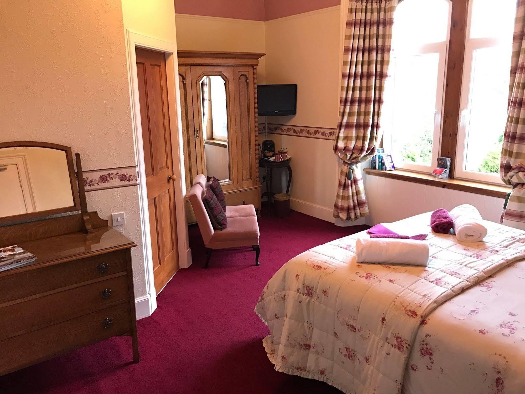 Rossmor Bed & Breakfast Grantown-on-Spey Zewnętrze zdjęcie