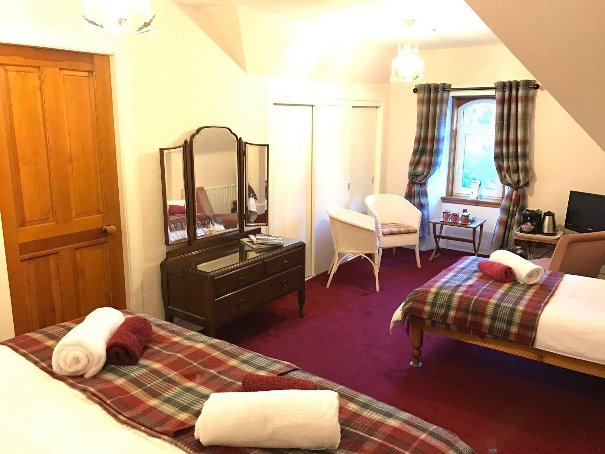 Rossmor Bed & Breakfast Grantown-on-Spey Zewnętrze zdjęcie
