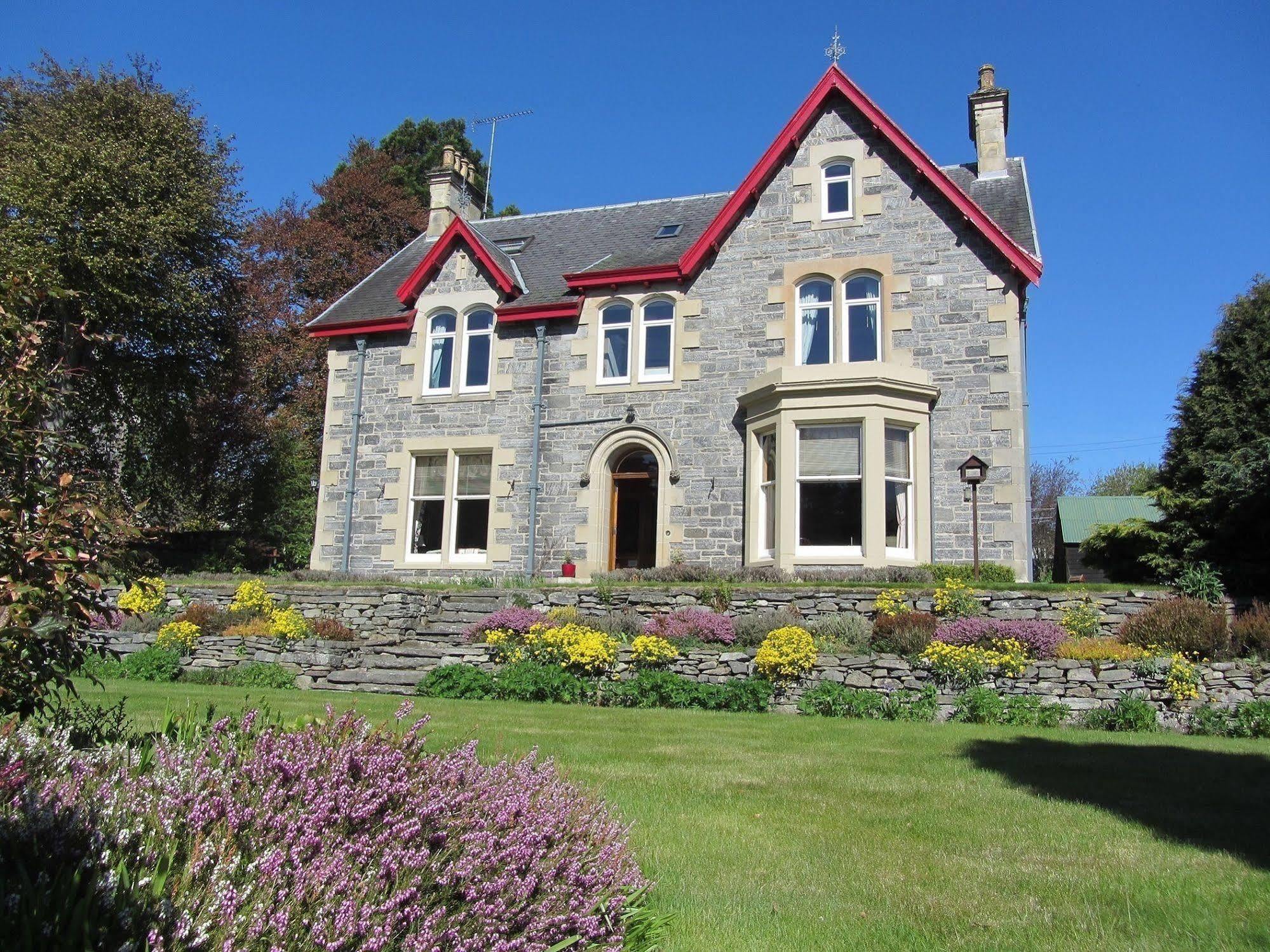 Rossmor Bed & Breakfast Grantown-on-Spey Zewnętrze zdjęcie