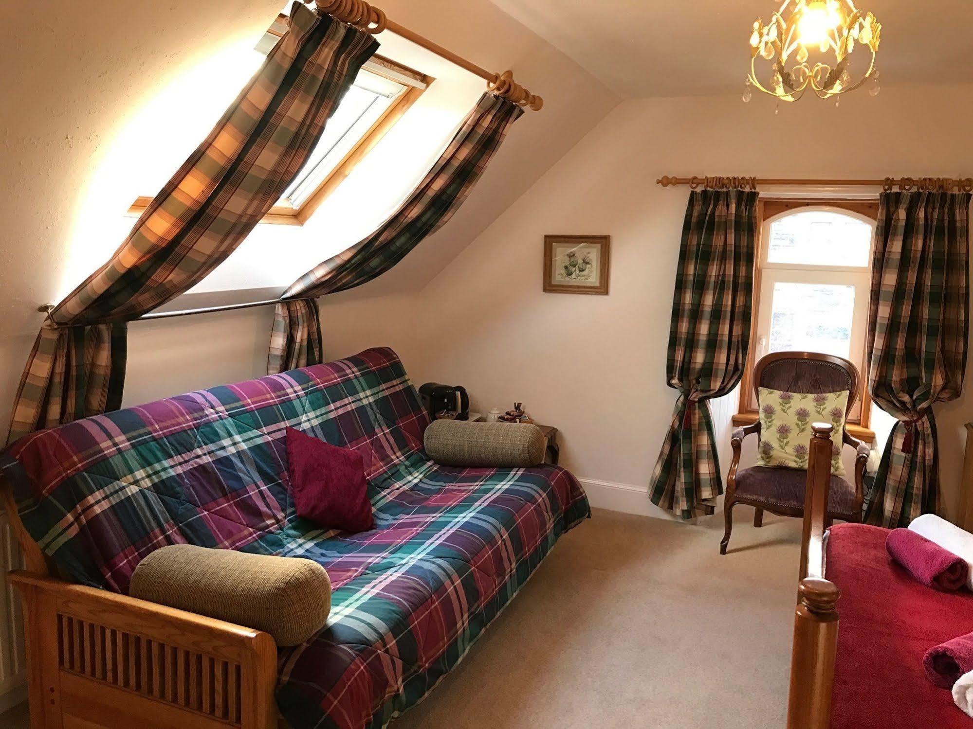 Rossmor Bed & Breakfast Grantown-on-Spey Zewnętrze zdjęcie