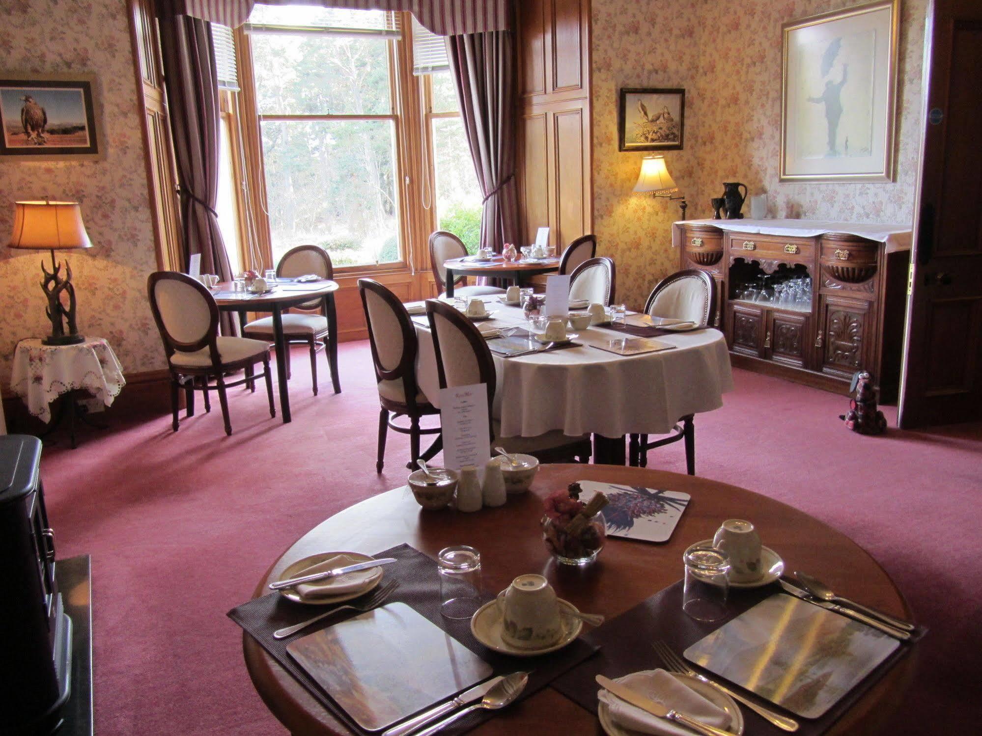Rossmor Bed & Breakfast Grantown-on-Spey Zewnętrze zdjęcie